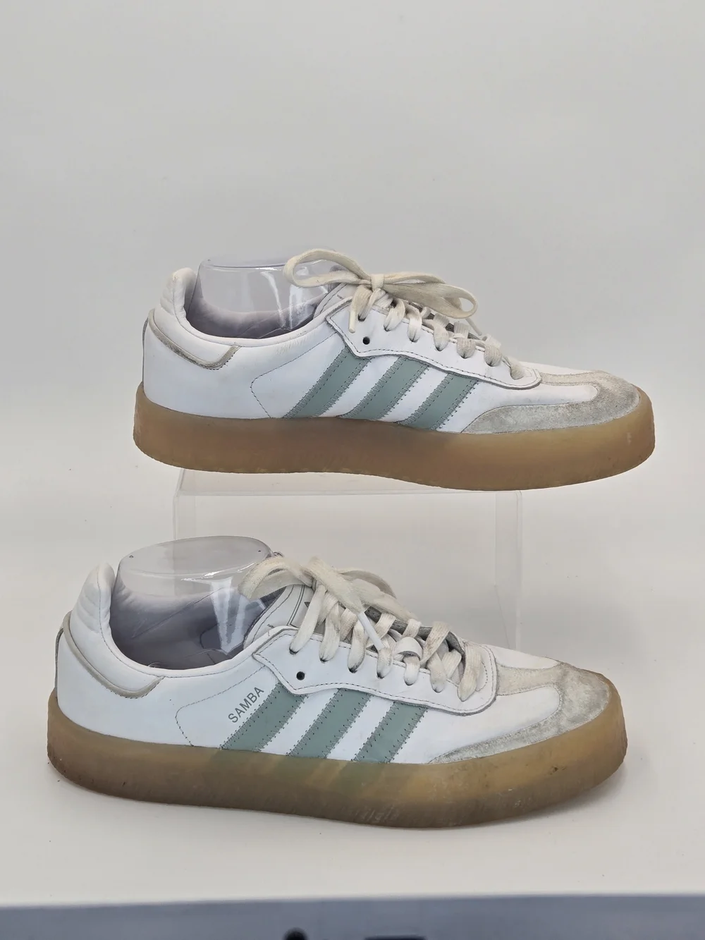 adidas Originals Sambae White Green Low-Top Sneakers w/ Gum Sole Women's Size 9